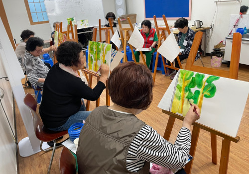 '할머니작가의 탄생'을 그리다