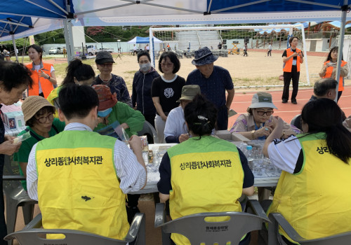 동삼3동 상리시네마 「필름 무드등 만들기」체험부스 운영