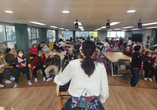 민요동아리 공연 봉사활동 실시