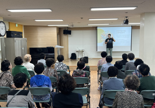 상리노인대학, "함께 걷는 튼튼한 노년기의 시작" 근력운동 수업 진행